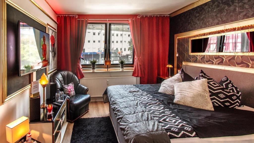 Chez-Ronny Hotel Hamburg Ngoại thất bức ảnh