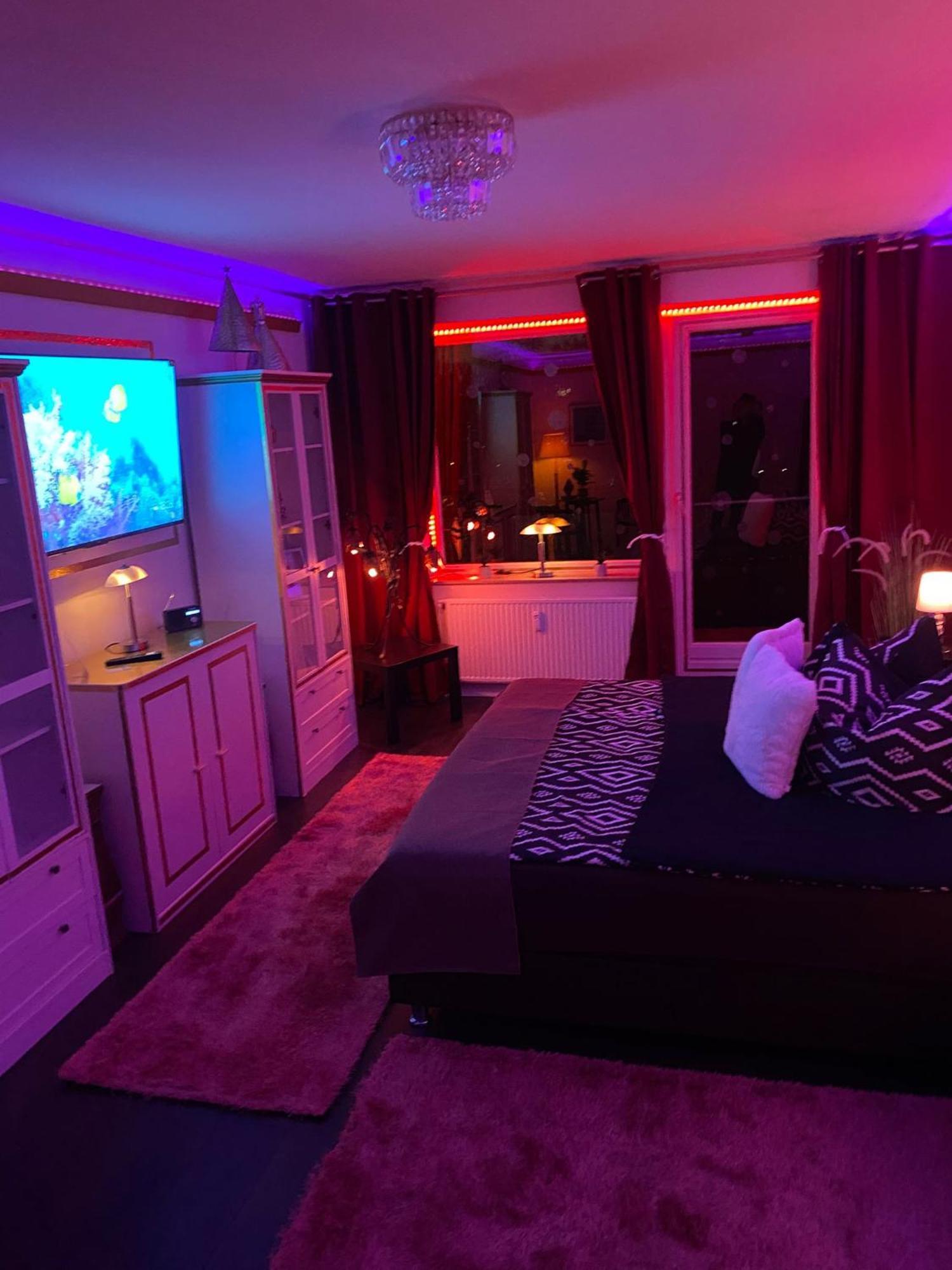 Chez-Ronny Hotel Hamburg Ngoại thất bức ảnh