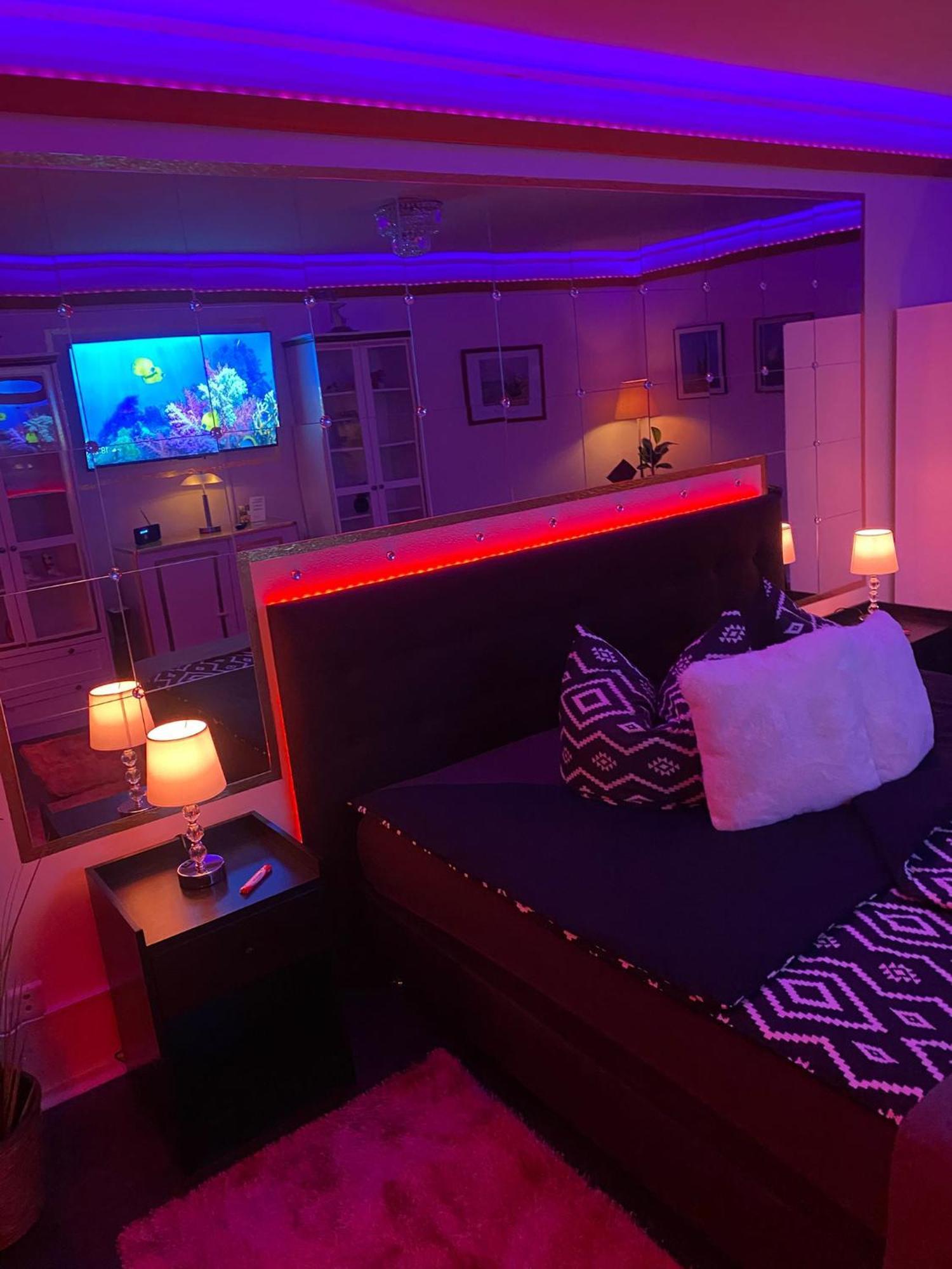 Chez-Ronny Hotel Hamburg Ngoại thất bức ảnh